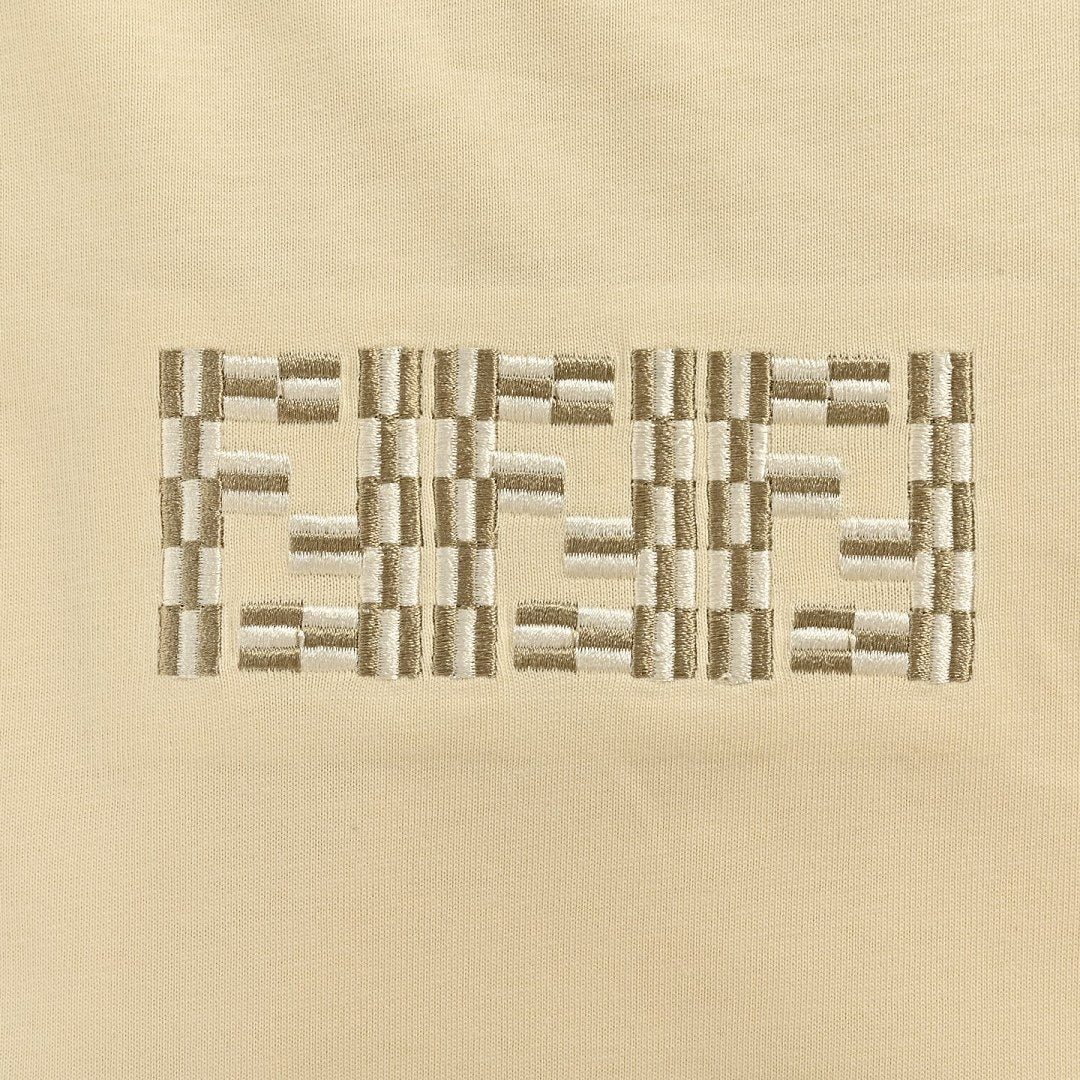 Fendi T-Shirt 050 - Beige - view 6