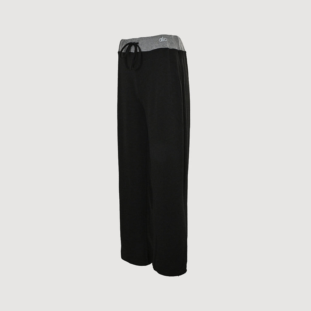 ALO Yoga Pants 032 - Black - view 6