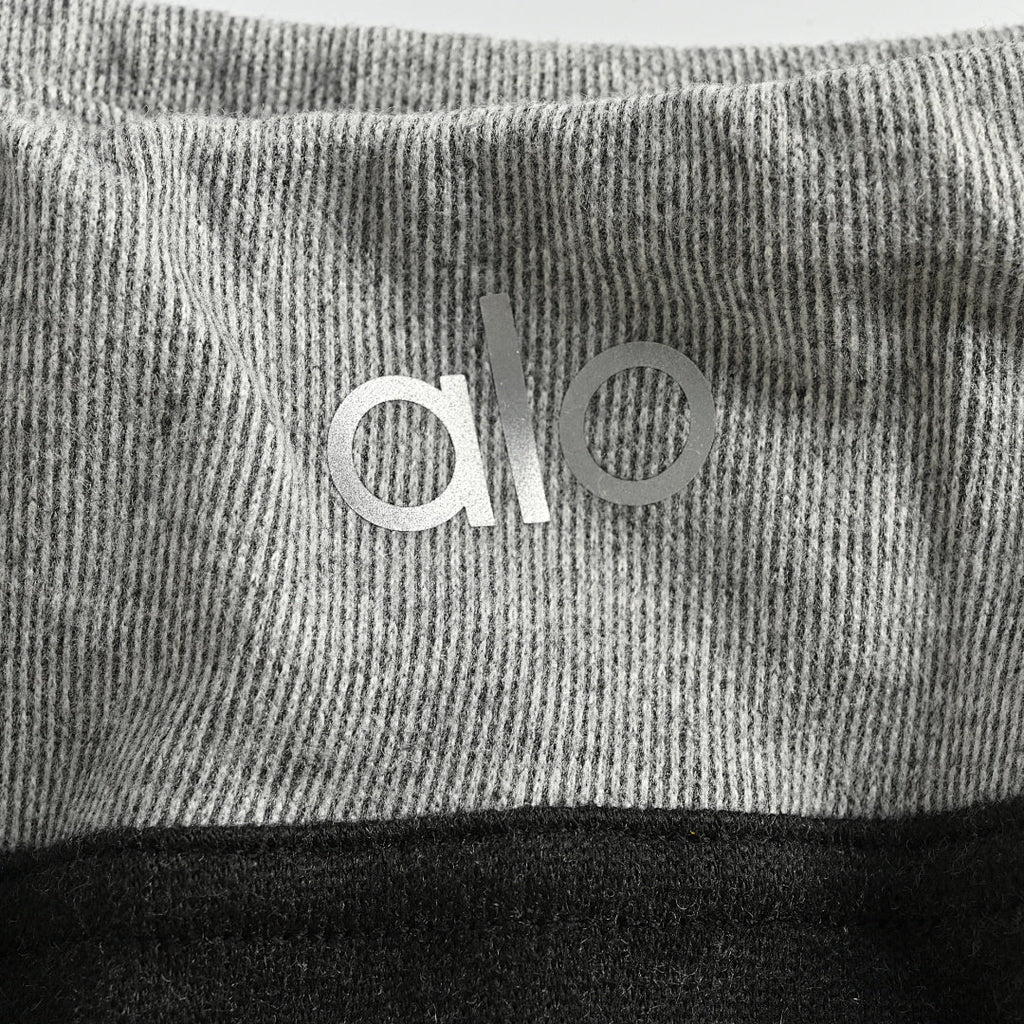 ALO Yoga Pants 031 - Black - view 4