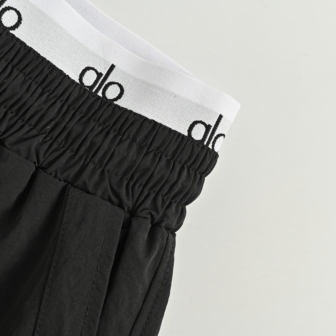 ALO Yoga Pants 017 - Black - view 5