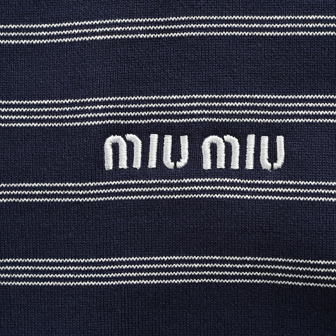 Miu Miu Sweatshirt 161 - Navy / White - view 4